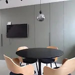 Modern Small House With A Terrace Prázdninový dům *