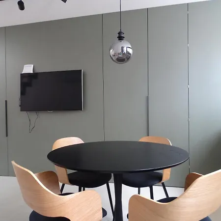 Modern Small House With A Terrace 度假居 *