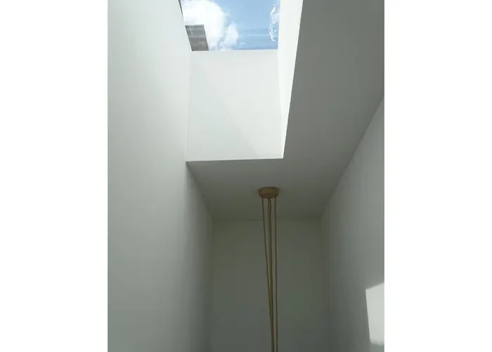 Modern Small House With A Terrace Casa de Férias *