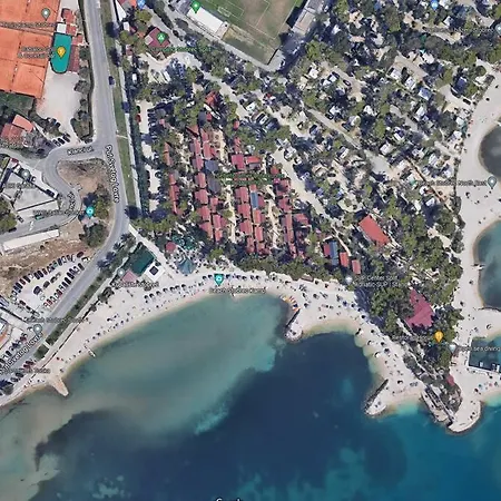 Modern Small House With A Terrace Casa vacanze