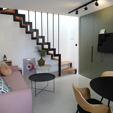 Modernes Kleines Haus Mit Terrasse Dom wakacyjny Split